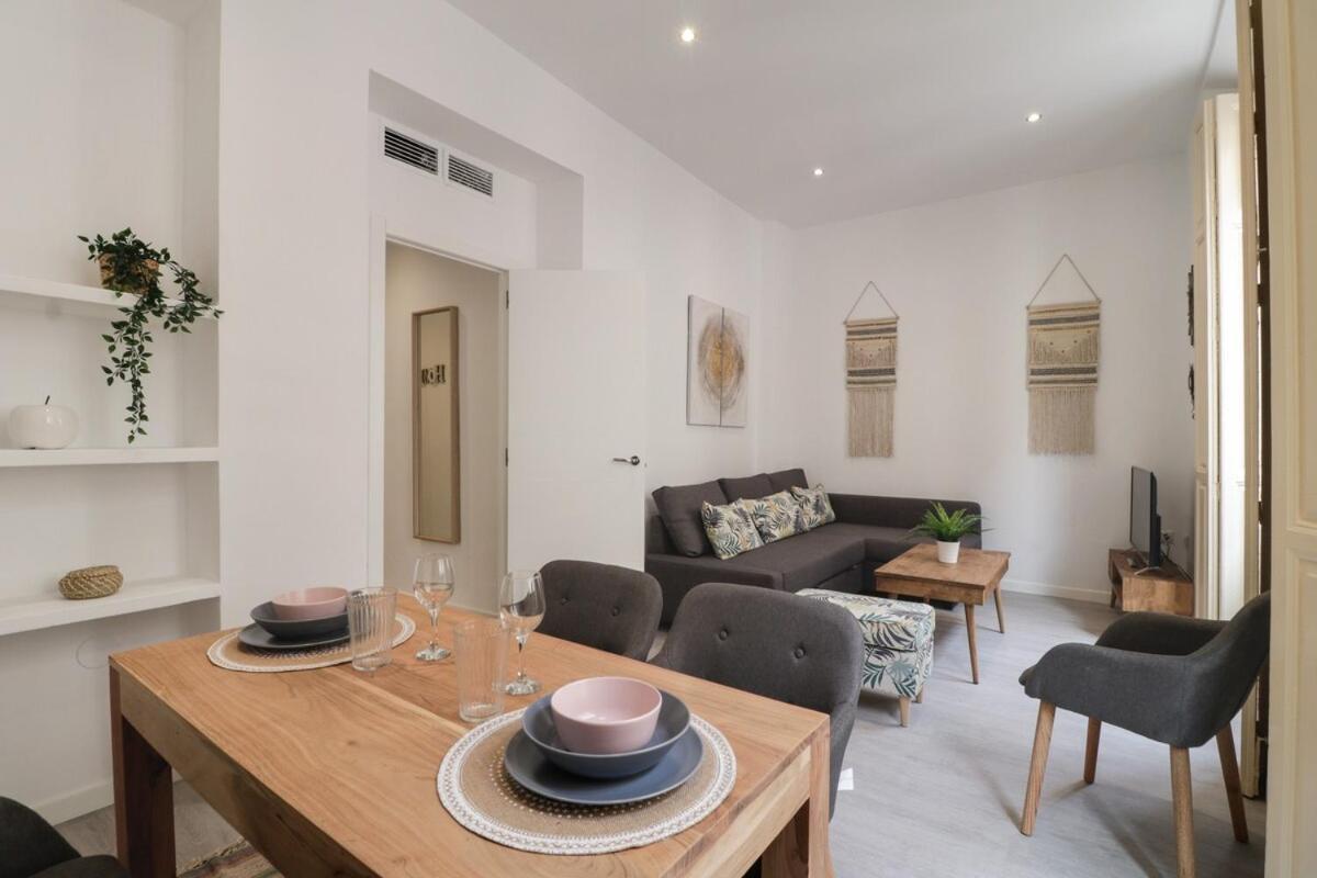 C93 - Trendy Two Bedrooms In Ollerias Малага Екстериор снимка