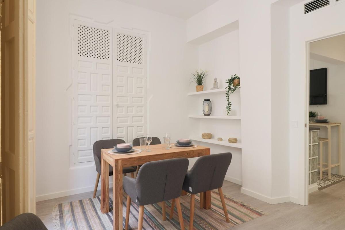 C93 - Trendy Two Bedrooms In Ollerias Малага Екстериор снимка
