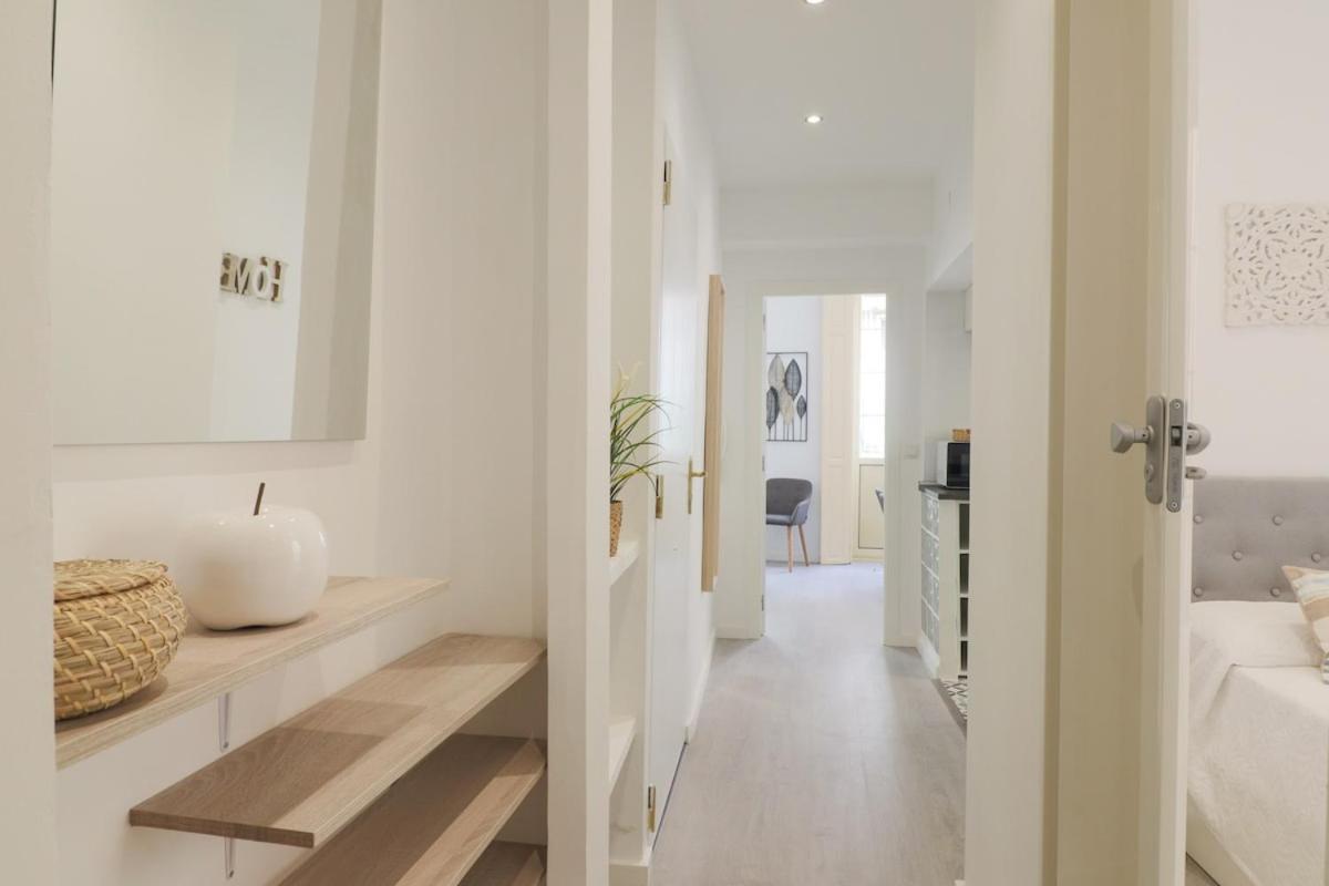 C93 - Trendy Two Bedrooms In Ollerias Малага Екстериор снимка