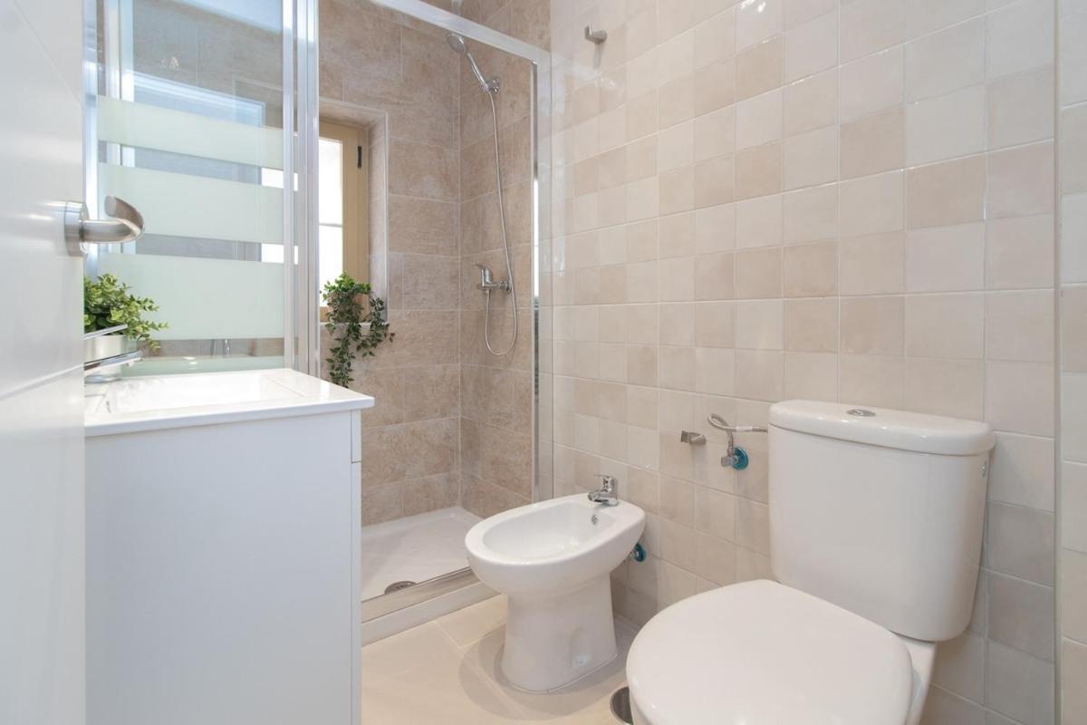C93 - Trendy Two Bedrooms In Ollerias Малага Екстериор снимка
